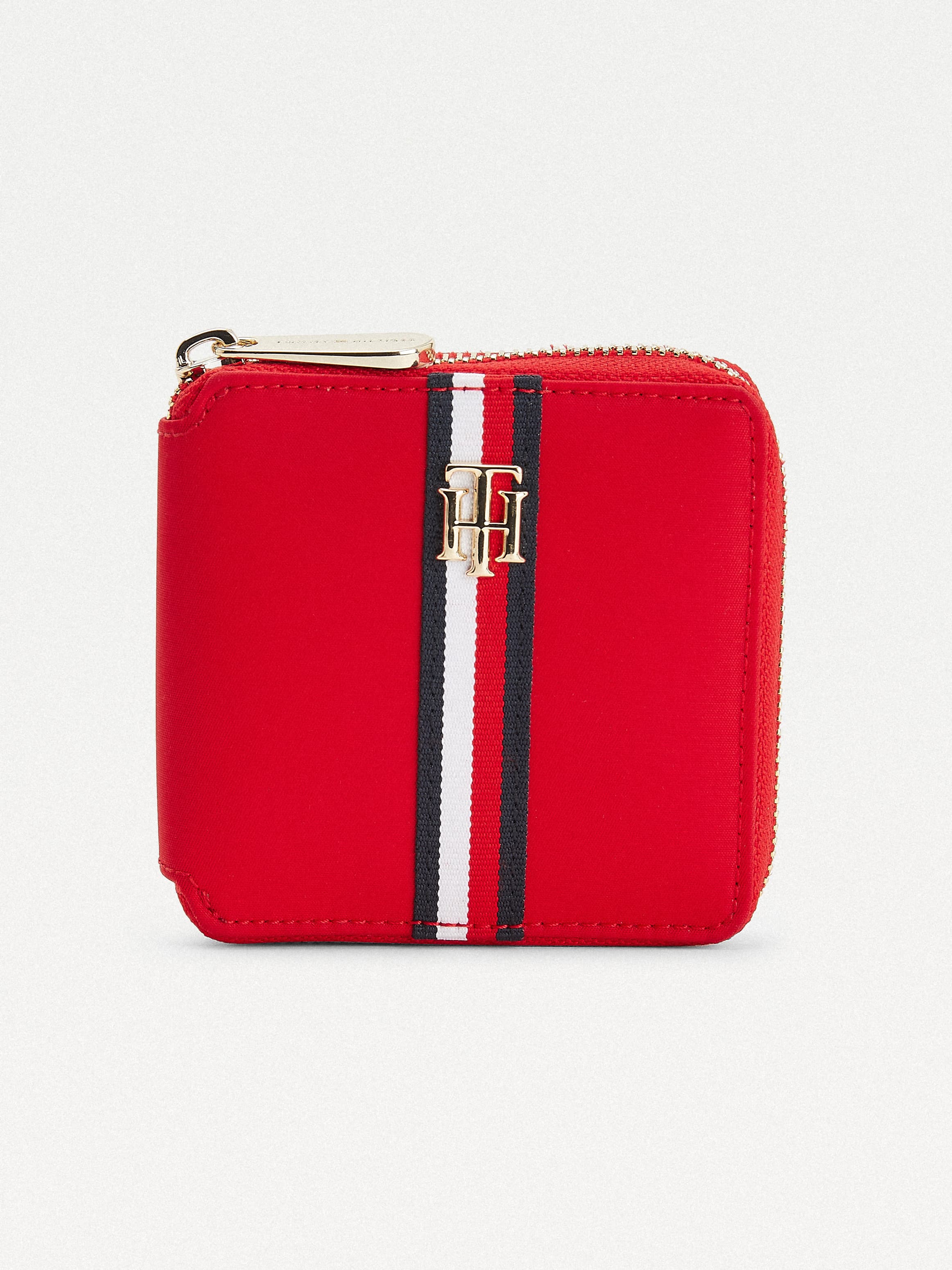 Signature Medium Zip Around Wallet