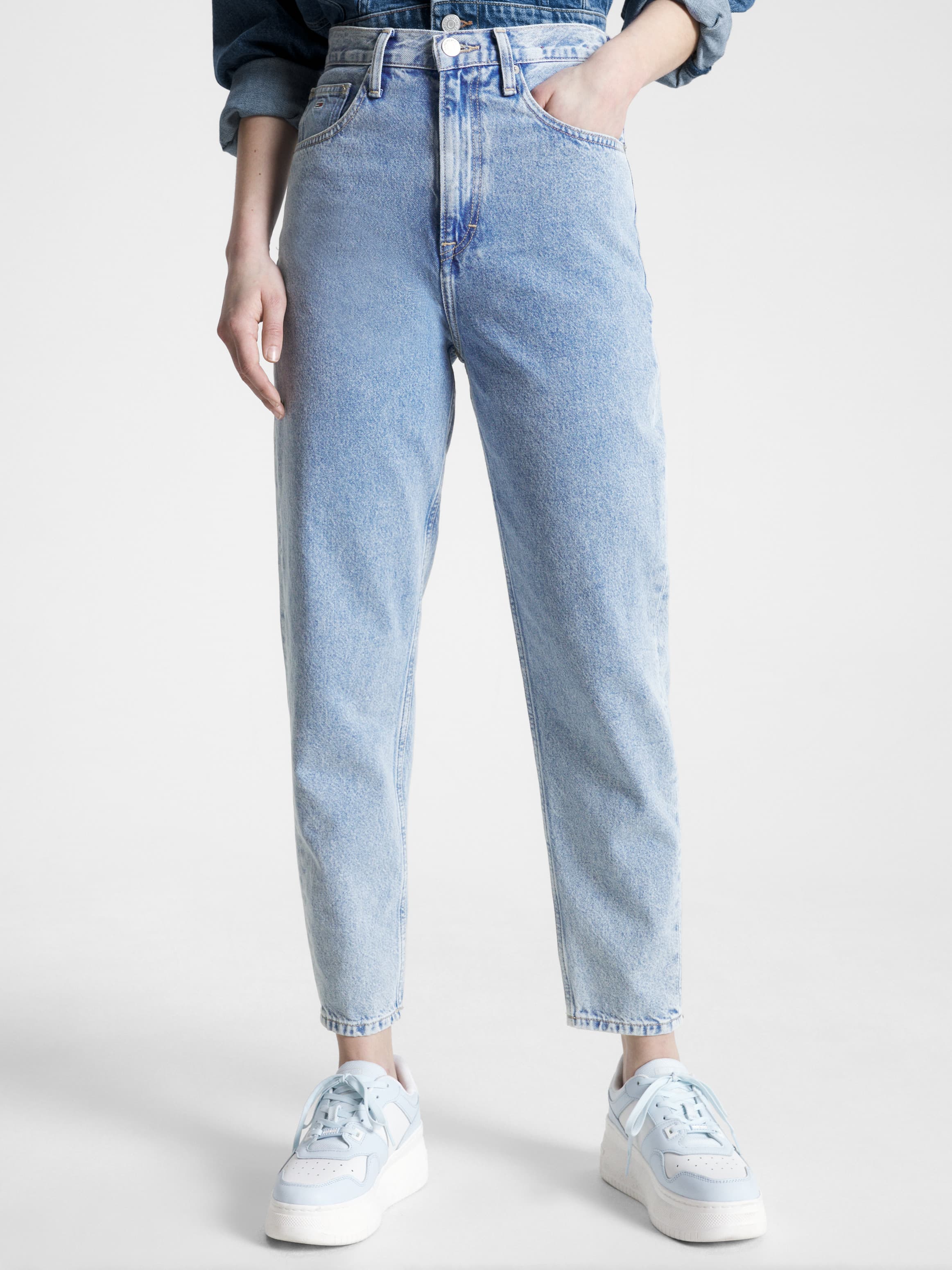 Mom Ultra High Rise Tapered Jeans
